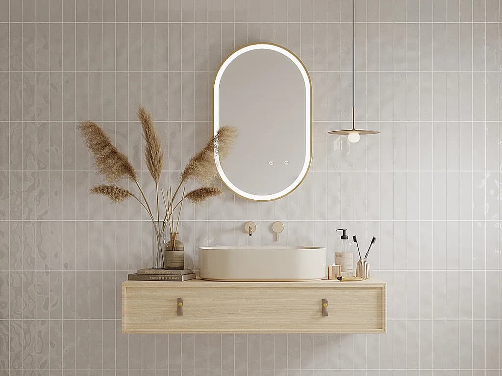 Miroir de salle de bain lumineux ovale anti buée avec contour doré - 50 x 80 cm - ALARICO